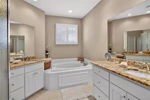 612 Grasslands Village Cir, Lakeland, FL 33803 - Photo 7