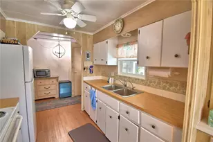 4253 Cedarwood St, Winter Haven, FL 33880 - Photo 15