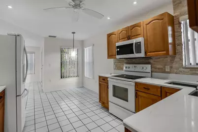 1133 Colony Arms Court, Lakeland, FL 33813 - Photo 11