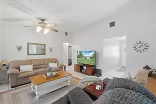 407 S 12th St, Lake Wales, FL 33853 - Photo 3