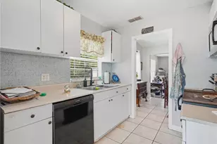 407 S 12th St, Lake Wales, FL 33853 - Photo 7