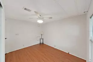 1688 Foxway Dr, Lakeland, FL 33810 - Photo 25