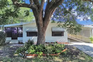 1688 Foxway Dr, Lakeland, FL 33810 - Photo 1