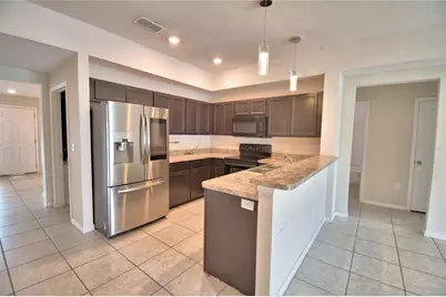 17 Zinnia Lane E, Kissimmee, FL 34759 - Photo 5