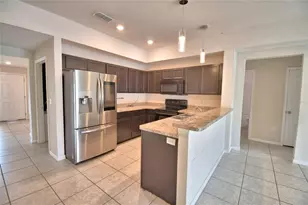 17 Zinnia Ln E, Kissimmee, FL 34759 - Photo 5