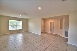 17 Zinnia Ln E, Kissimmee, FL 34759 - Photo 15