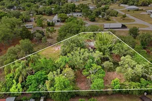 2293 Cantor Ct, Lake Wales, FL 33898 - Photo 9