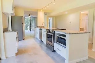 208 Lake Howard Dr NW, Winter Haven, FL 33880 - Photo 7
