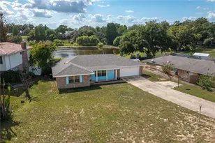 136 Lake Ring Dr, Winter Haven, FL 33884 - Photo 3