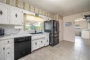 136 Lake Ring Dr, Winter Haven, FL 33884 - Photo 13
