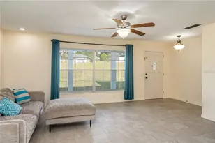 136 Lake Ring Dr, Winter Haven, FL 33884 - Photo 7