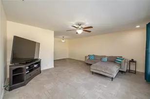 136 Lake Ring Dr, Winter Haven, FL 33884 - Photo 9
