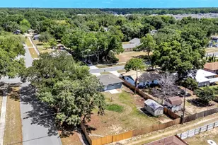 201 E Pine St, Davenport, FL 33837 - Photo 29