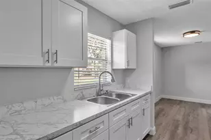 201 E Pine St, Davenport, FL 33837 - Photo 13