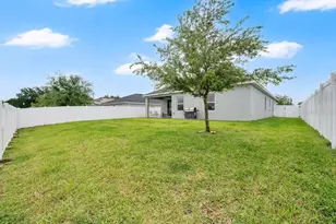712 Daphne Dr, Polk City, FL 33868 - Photo 31
