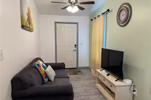 907 N Wabash Ave, Lakeland, FL 33815 - Photo 3