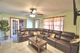 3006 Elm St, Winter Haven, FL 33881 - Photo 7
