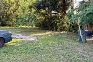 1203 N Brunnell Pkwy, Lakeland, FL 33805 - Photo 9