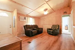 2525 Panfish Dr, Lake Wales, FL 33898 - Photo 3
