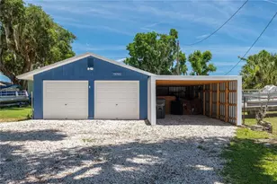 10742 W Beach Pkwy, Lake Wales, FL 33898 - Photo 35