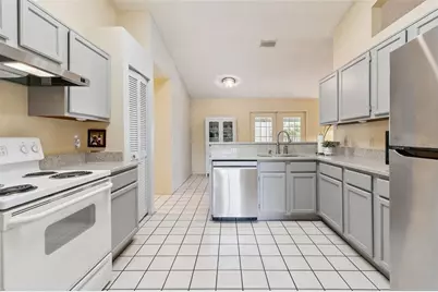 933 Devonshire Way, Lake Wales, FL 33853 - Photo 5