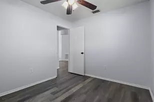 8 St Kitts Cir, Winter Haven, FL 33884 - Photo 19