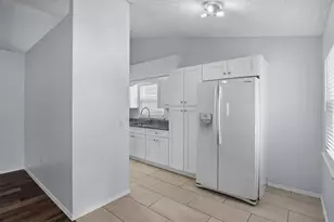8 St Kitts Cir, Winter Haven, FL 33884 - Photo 9