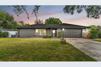 4301 Orangewood Loop E, Lakeland, FL 33813 - Photo 3