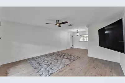 4301 Orangewood Loop E, Lakeland, FL 33813 - Photo 15