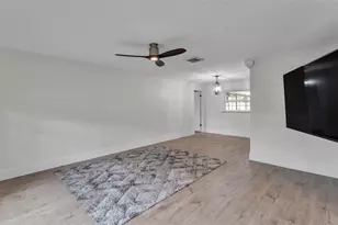 4301 Orangewood Loop E, Lakeland, FL 33813 - Photo 15
