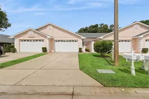 10 Enclave Dr, Winter Haven, FL 33884 - Photo 1