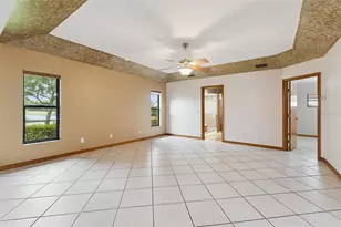 1041 Country Lake Cir, Lake Wales, FL 33898 - Photo 9