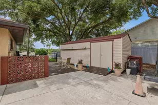 1041 Country Lake Cir, Lake Wales, FL 33898 - Photo 35
