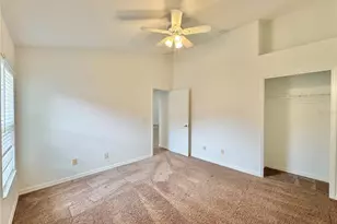 502 Viola Dr, Davenport, FL 33837 - Photo 43