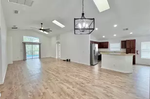 502 Viola Dr, Davenport, FL 33837 - Photo 5