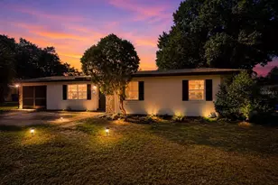 131 Sparrow Ave, Sebring, FL 33870 - Photo 1
