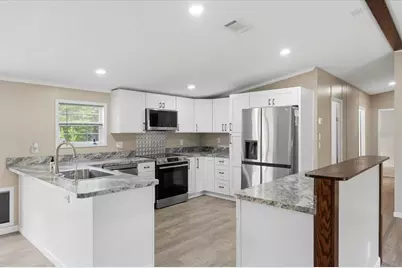 10626 Pathfinder Trail, Lakeland, FL 33809 - Photo 23