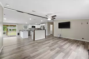 10626 Pathfinder Trail, Lakeland, FL 33809 - Photo 19