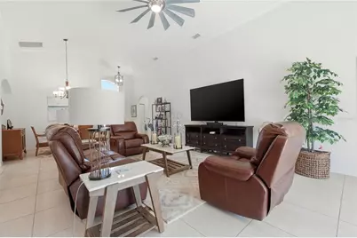 1033 Sawgrass Drive, Winter Haven, FL 33884 - Photo 9