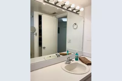 700 Mirror Terrace NW #705, Winter Haven, FL 33881 - Photo 25