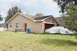1406 Meadow Dr NE, Winter Haven, FL 33881 - Photo 5