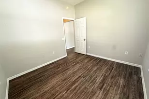 1005 Eagle Pond Dr, Winter Haven, FL 33884 - Photo 7