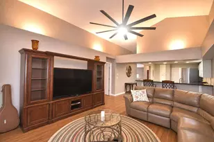 659 Sierra Cir, Davenport, FL 33837 - Photo 21