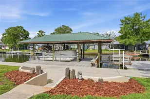 1401 SE Paradise Ave, Crystal River, FL 34429 - Photo 23