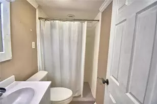 215 S Ilakee Ave, Lake Alfred, FL 33850 - Photo 11