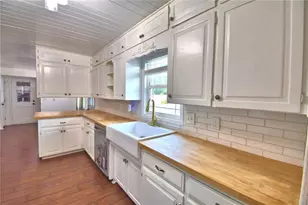 215 S Ilakee Ave, Lake Alfred, FL 33850 - Photo 13