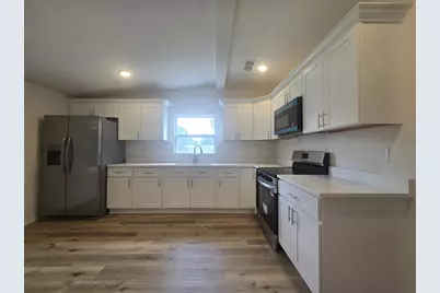 6220 Pinewood Drive, Fort Meade, FL 33841 - Photo 9