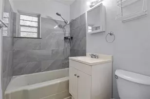 205 W Maple St, Davenport, FL 33837 - Photo 15