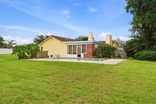 7026 Willow Run Loop, Lakeland, FL 33813 - Photo 9