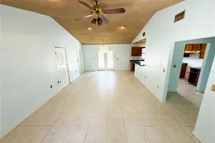 415 3rd St W, Zolfo Springs, FL 33890 - Photo 9